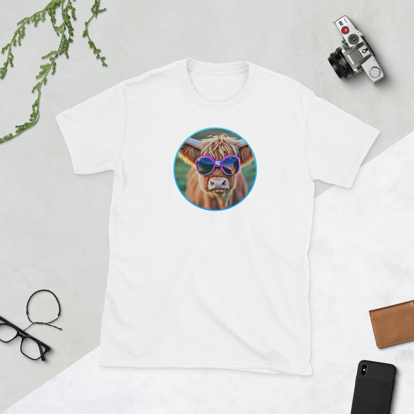 sunglasses highland cow - bella